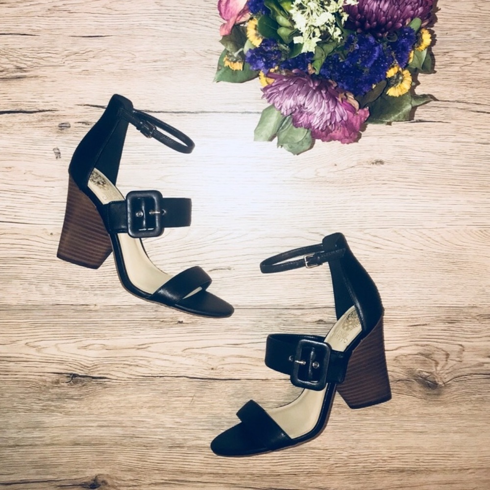 NEW Vince Camuto VP-Annzley Block Heel Sandals, size 9